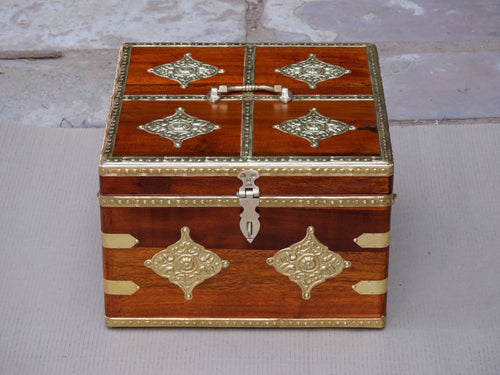 Bellamy Vintage Storage Box — view 2