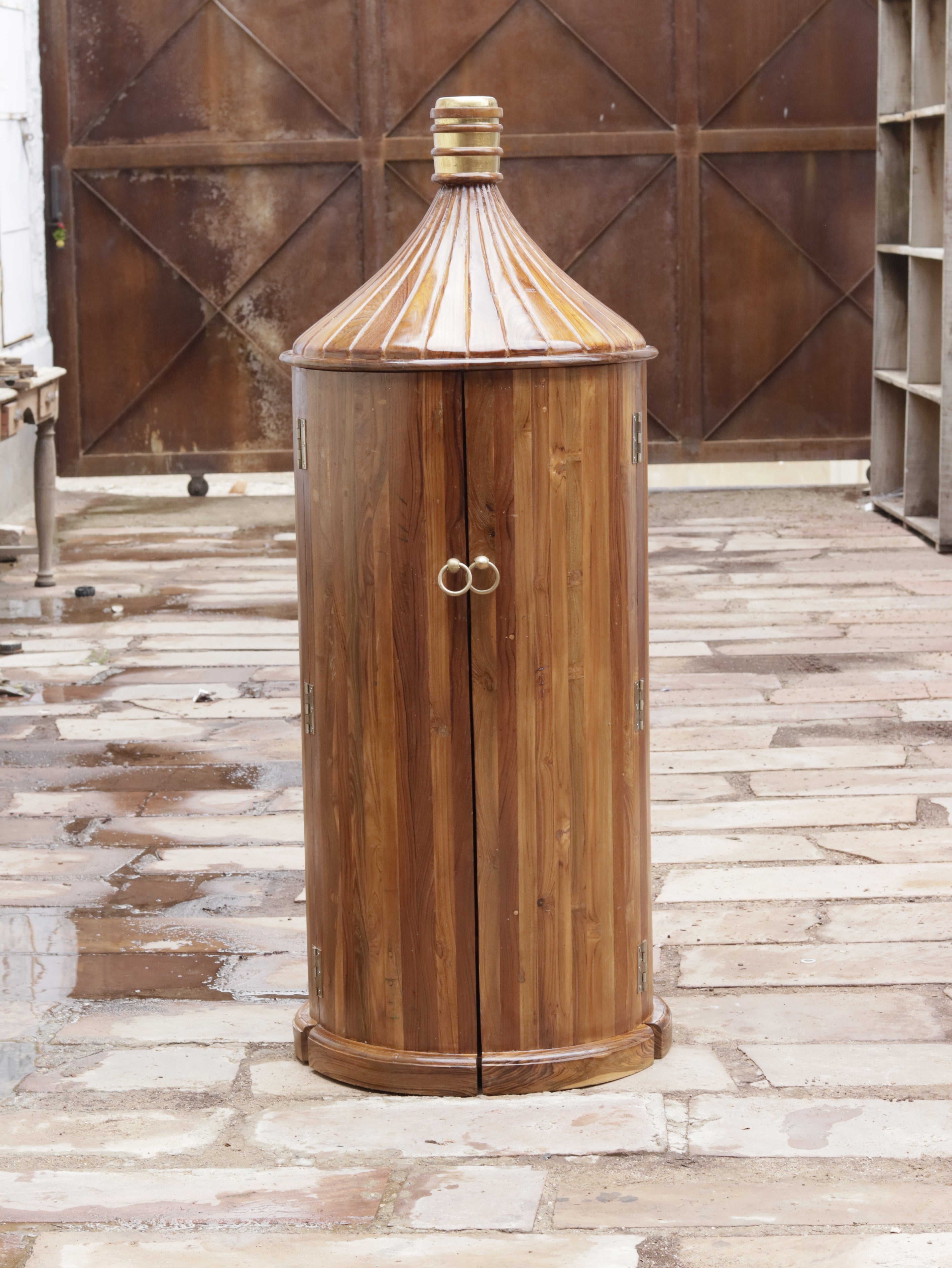 Melodious Plain Natural Brown Finished Wooden Handmade Bar Cabinet Bar Cabinet