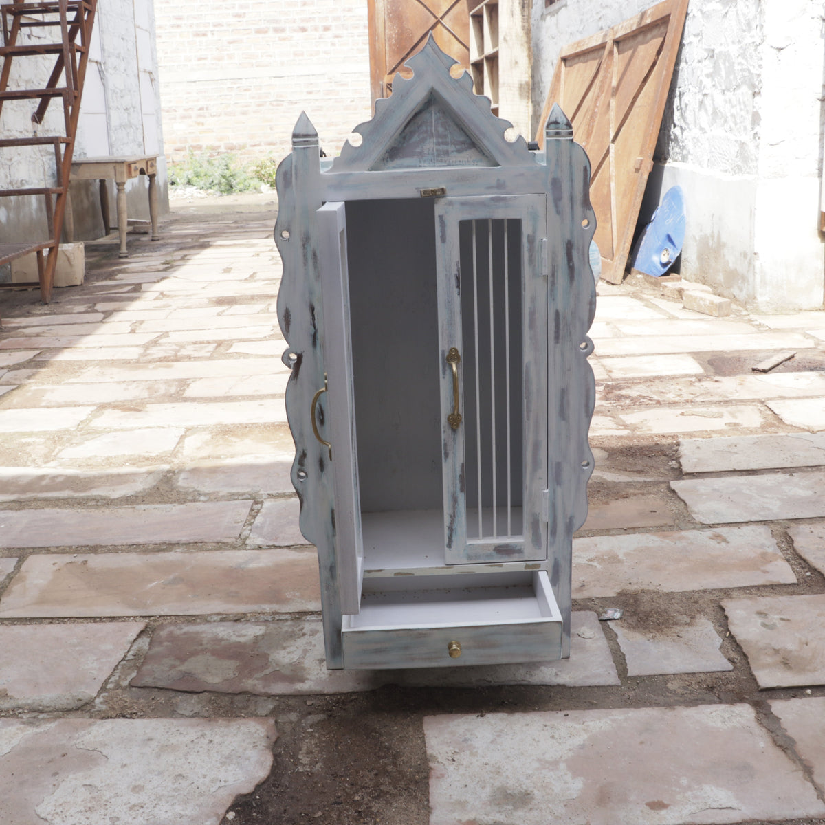 Fiora Distressed Vintage Home Temple — view 1